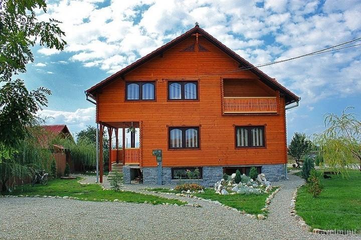 Готель Zarug Vendeghaz Lazarea Екстер'єр фото