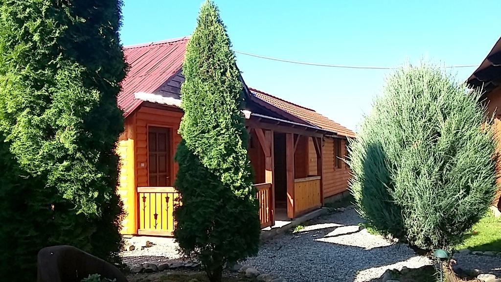 Готель Zarug Vendeghaz Lazarea Екстер'єр фото